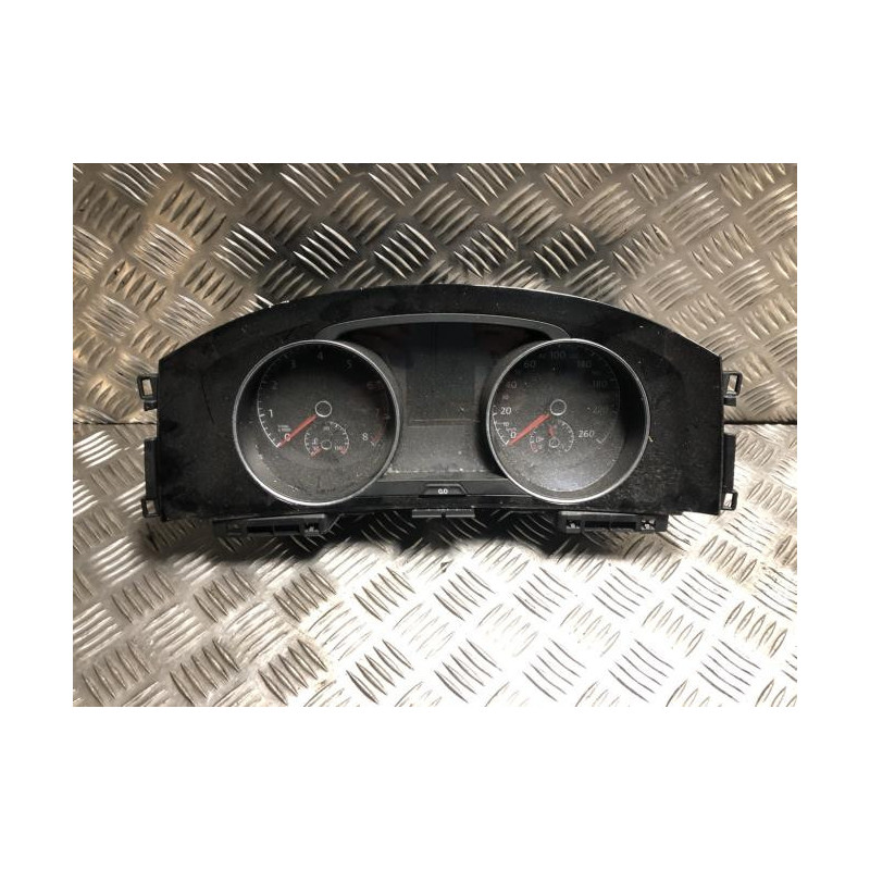 Compteur VOLKSWAGEN GOLF 7 PHASE 1 d’occasion