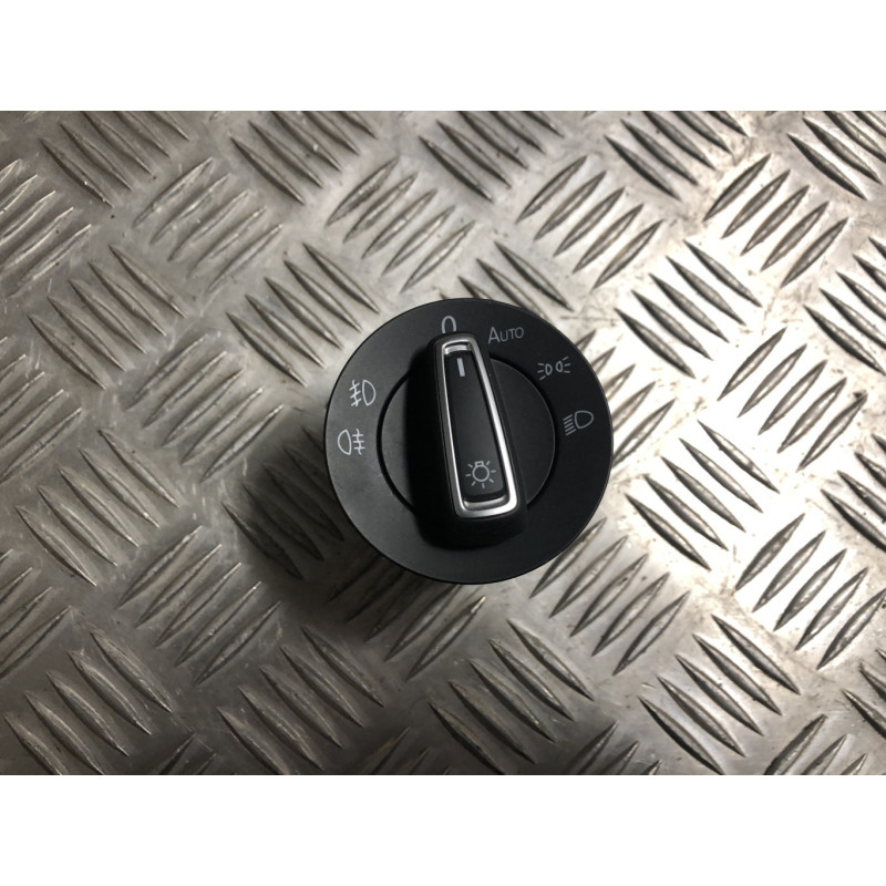 Commande de phare VOLKSWAGEN GOLF 7 PHASE 1 d’occasion