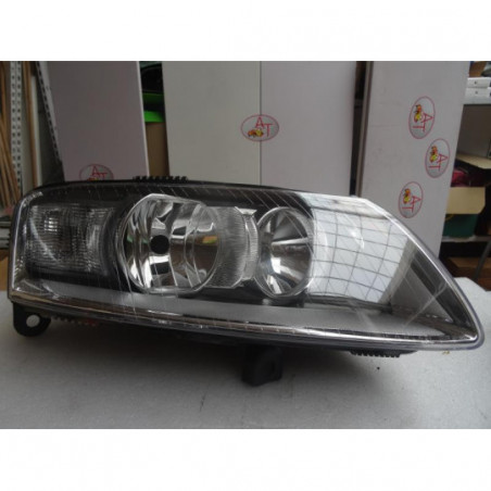 Optique avant principal droit (feux)(phare) AUDI  d’occasion