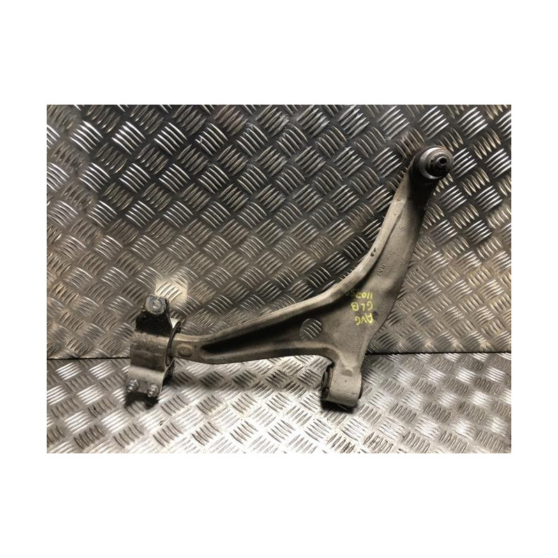 Triangle avant gauche MERCEDES CLASSE GLB 247 d’occasion
