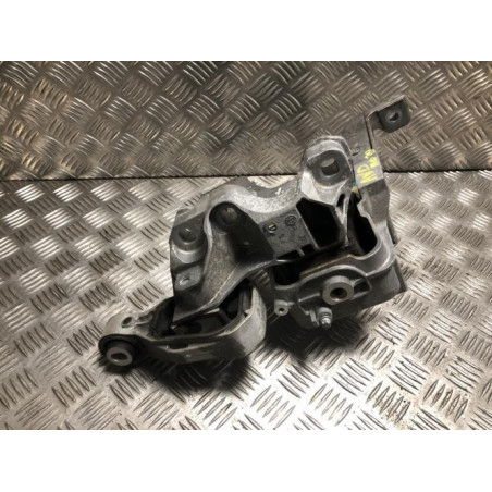 Support moteur droit MERCEDES CLASSE GLB 247 d’occasion