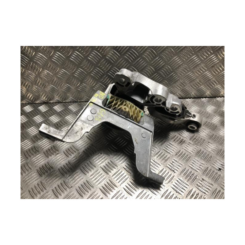 Support moteur droit MERCEDES CLASSE GLB 247 d’occasion