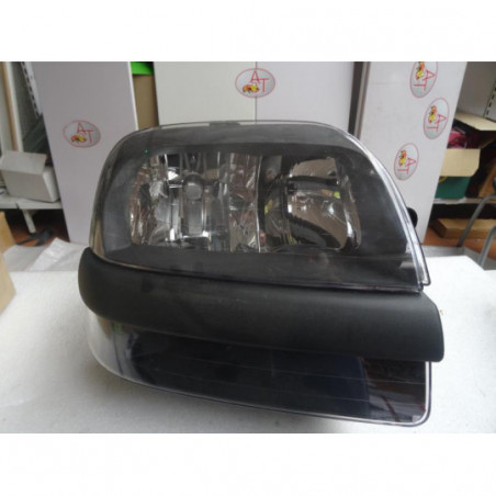 Optique avant principal droit (feux)(phare) FIAT  d’occasion