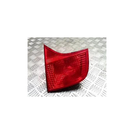 Feu arriere secondaire droit (feux) AUDI A4 2 PHASE 2 d’occasion