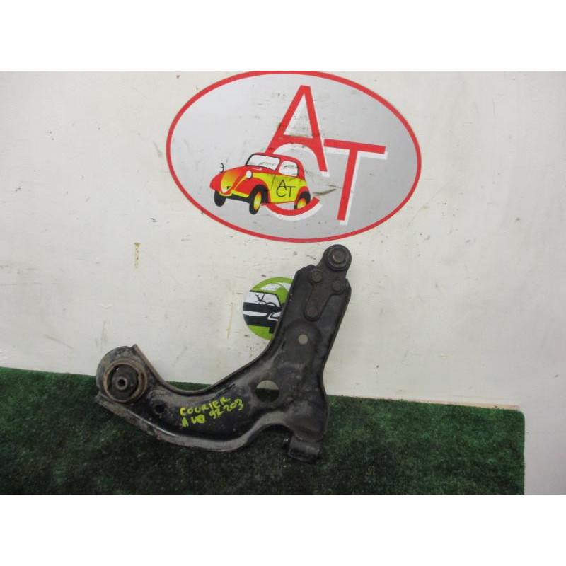 Triangle avant droit FORD TOURNEO COURIER d’occasion