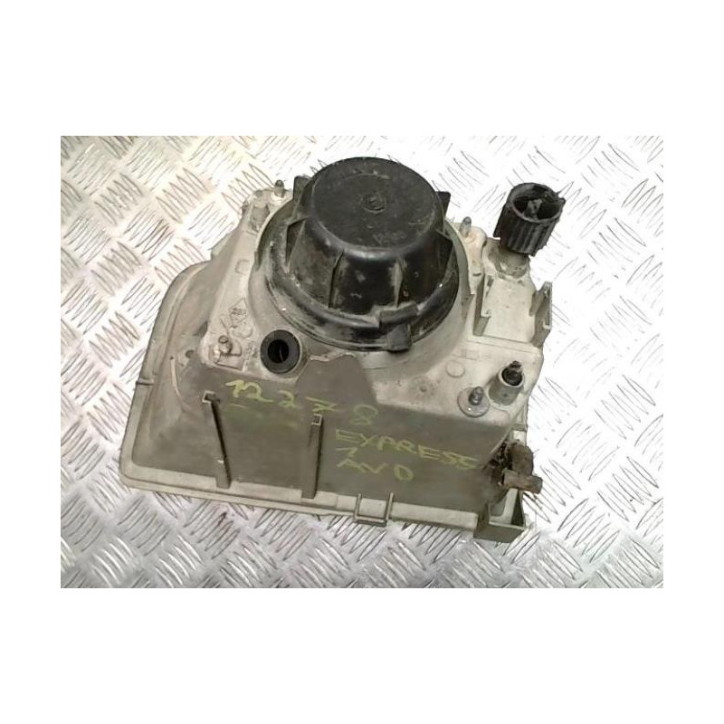 Optique avant principal droit (feux)(phare) RENAULT EXPRESS PHASE 1 d’occasion
