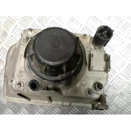 Optique avant principal droit (feux)(phare) RENAULT EXPRESS PHASE 1 d’occasion