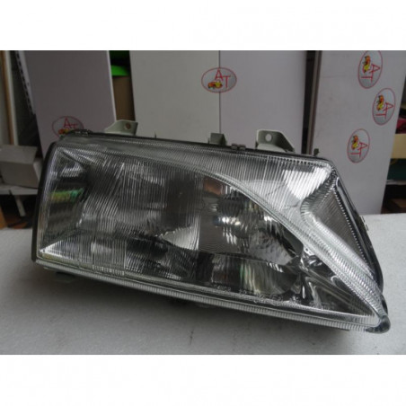 Optique avant principal droit (feux)(phare) PEUGEOT 806 d’occasion
