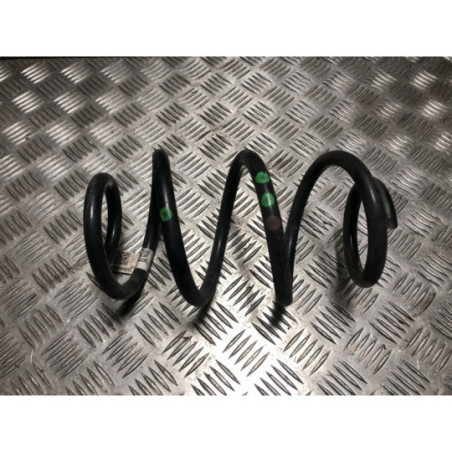 Ressort de suspension arriere droit MERCEDES CLASSE GLB 247 d’occasion