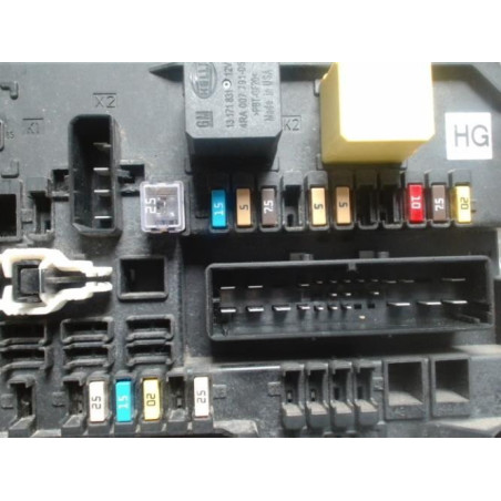 Boitier servitude moteur (BSM) OPEL ZAFIRA B PHASE 1 d’occasion