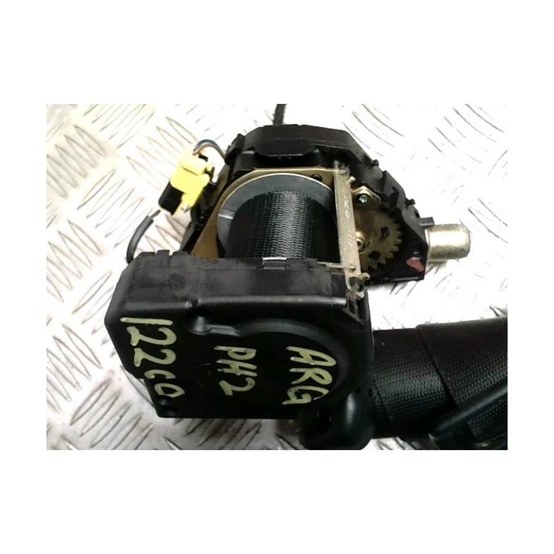 Ceinture arriere gauche MERCEDES CLASSE M 163 PHASE 2 d’occasion