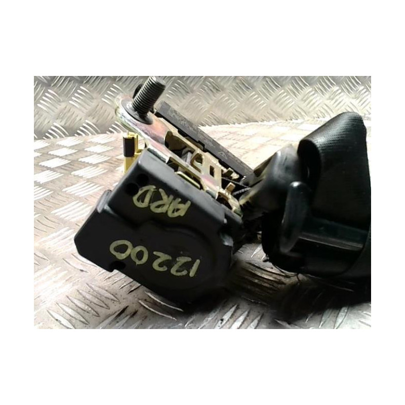 Ceinture arriere droit MERCEDES CLASSE M 163 PHASE 2 d’occasion