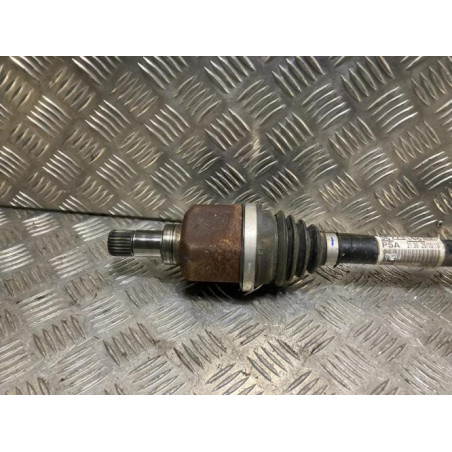Cardan gauche (transmission) PEUGEOT 308 2 PHASE 2 d’occasion