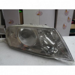 Optique avant principal droit (feux)(phare) SKODA  d’occasion
