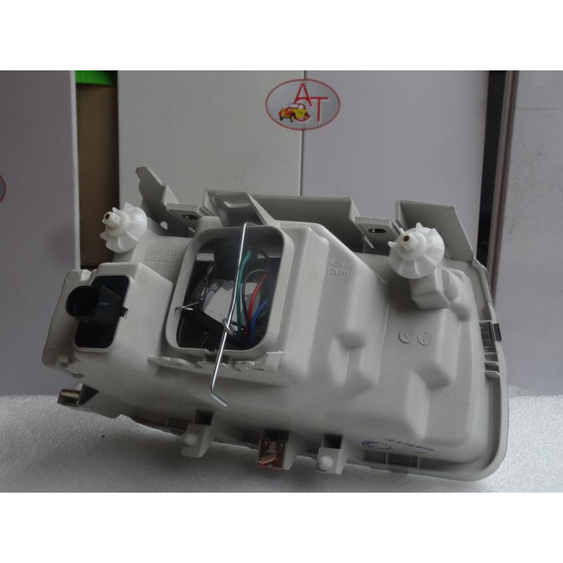 Optique avant principal droit (feux)(phare) VOLKSWAGEN  d’occasion