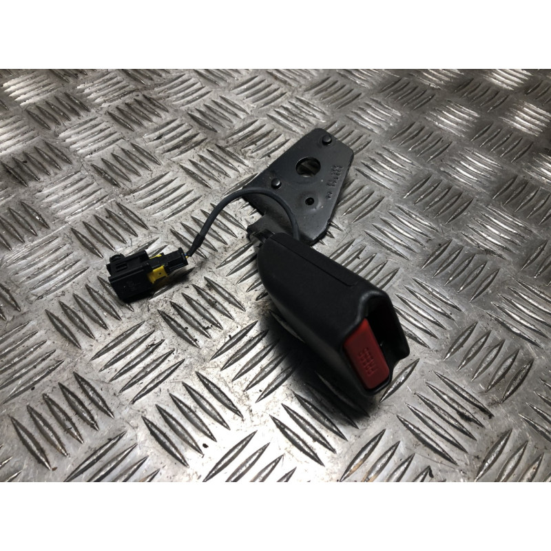 Attache ceinture arriere gauche DS DS4 1 PHASE 2 d’occasion