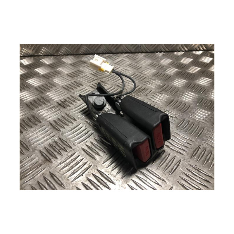 Attache ceinture arriere droit DS DS4 1 PHASE 2 d’occasion