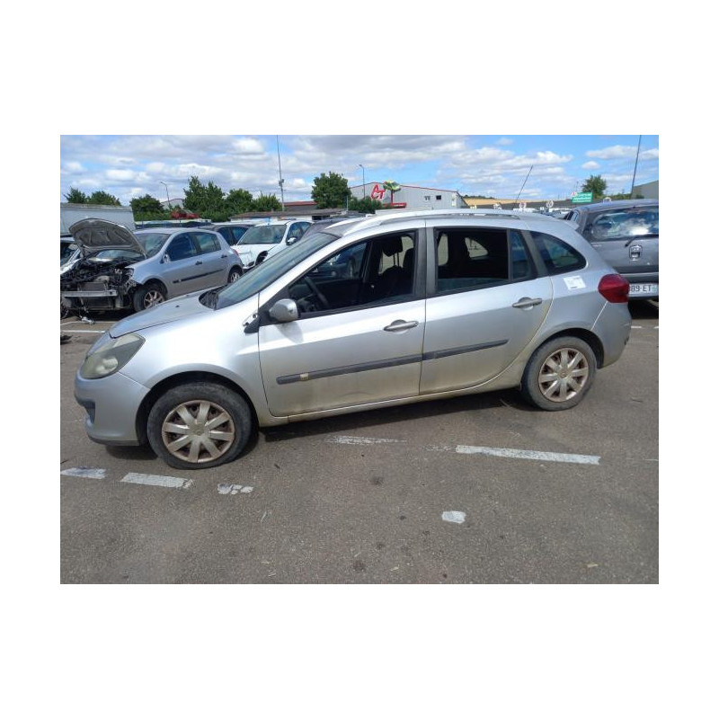 Leve vitre electrique avant gauche RENAULT CLIO 3 PHASE 1 BREAK d’occasion