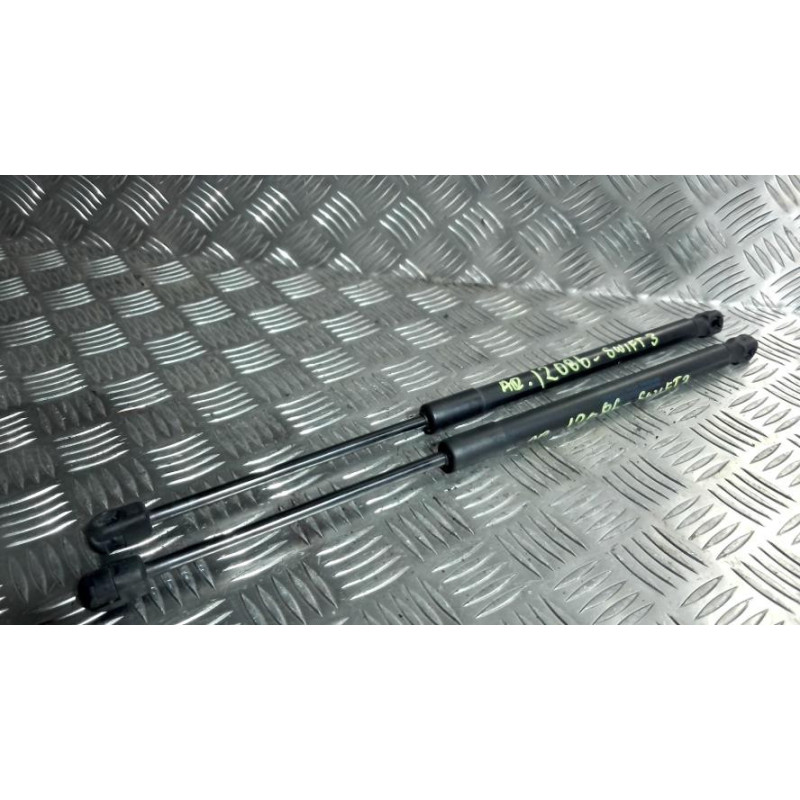 Verin de coffre SUZUKI SWIFT 3 d’occasion