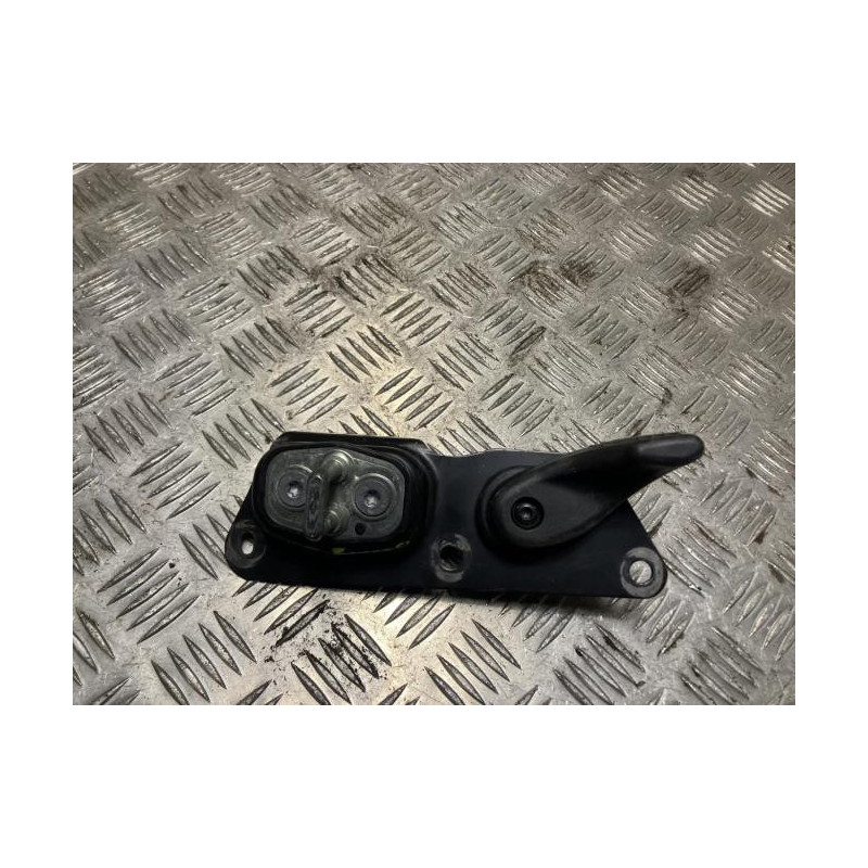 Poignee interieur porte de coffre droite CITROEN BERLINGO 2 PHASE 3 d’occasion
