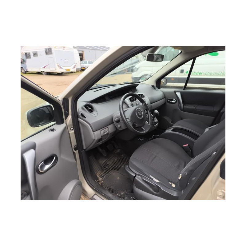 Armature avant, Masque avant RENAULT SCENIC 2 PHASE 2 d’occasion