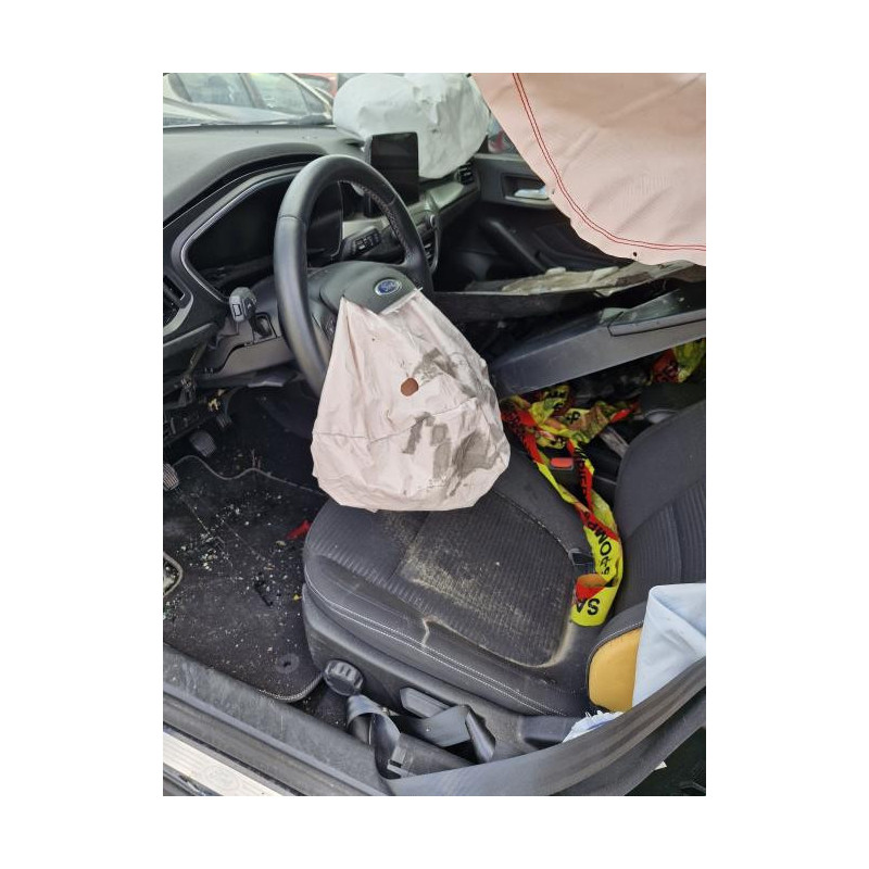 Bas de caisse droit FORD FOCUS 4 PHASE 1 d’occasion