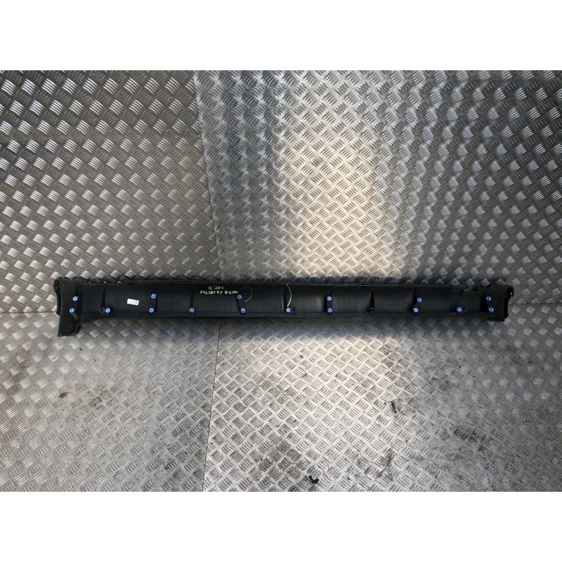 Bas de caisse droit CITROEN C4 CACTUS d’occasion