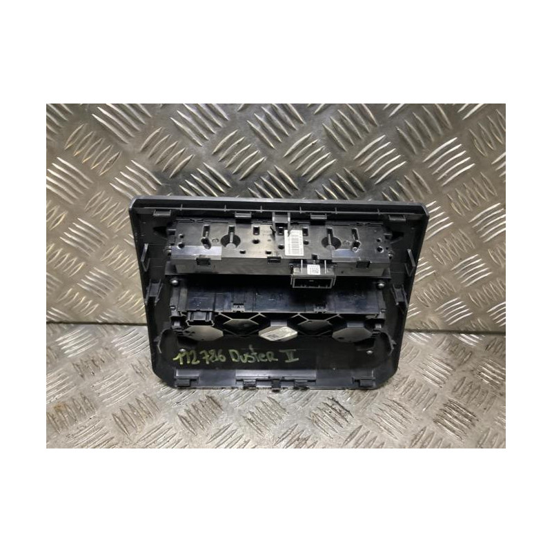 Commande chauffage DACIA DUSTER 2 PHASE 1 d’occasion