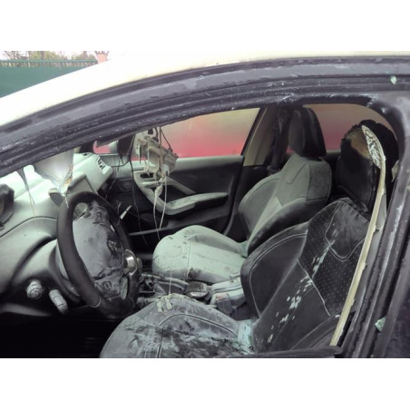 Bas de caisse droit PEUGEOT 2008 1 PHASE 1 d’occasion