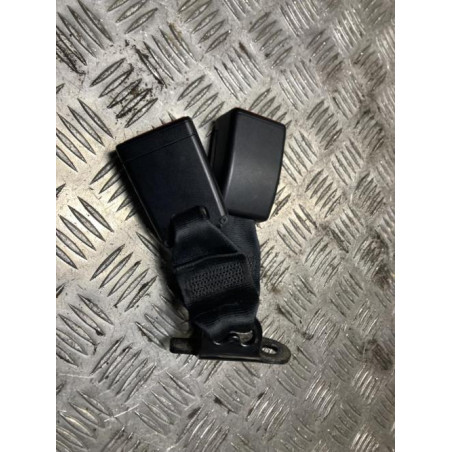 Attache ceinture arriere droit PEUGEOT 208 1 PHASE 1 d’occasion