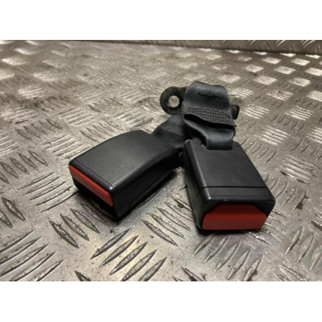 Attache ceinture arriere droit PEUGEOT 208 1 PHASE 1 d’occasion