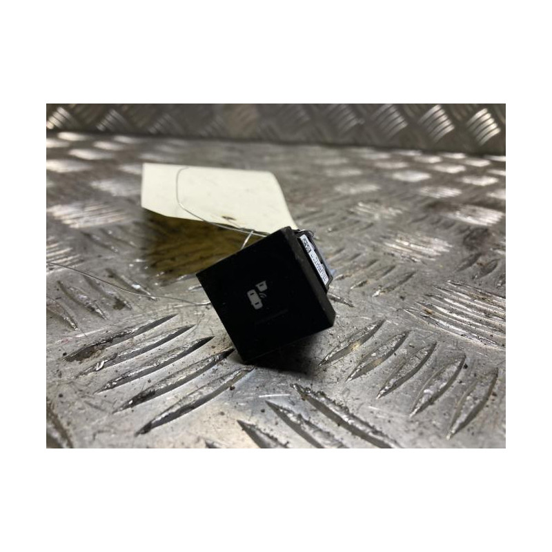Bouton/Interrupteur DACIA DUSTER 2 PHASE 1 d’occasion