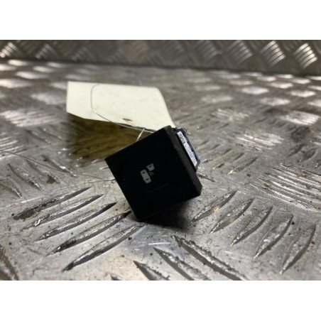 Bouton/Interrupteur DACIA DUSTER 2 PHASE 1 d’occasion