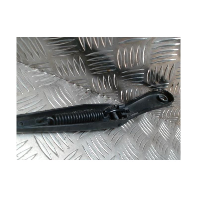 Bras essuie glace avant gauche PEUGEOT 208 1 PHASE 1 d’occasion