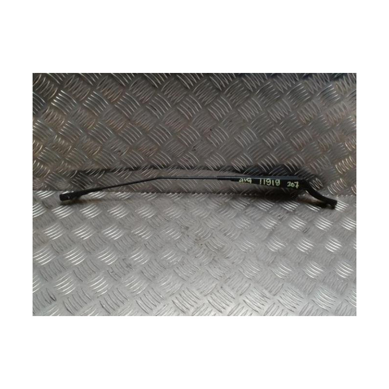 Bras essuie glace avant gauche PEUGEOT 207 PHASE 2 BREAK d’occasion