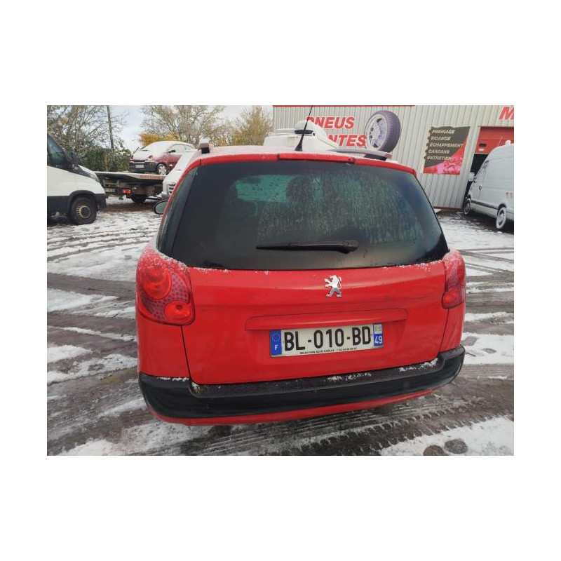 Bras essuie glace avant gauche PEUGEOT 207 PHASE 2 BREAK d’occasion