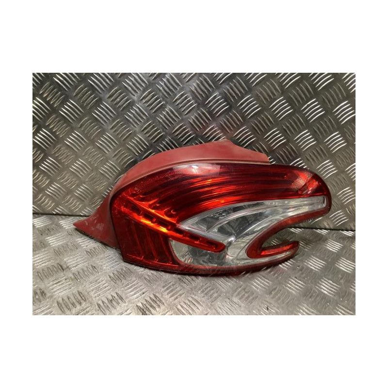 Feu arriere principal droit (feux) PEUGEOT 208 1 PHASE 1 d’occasion