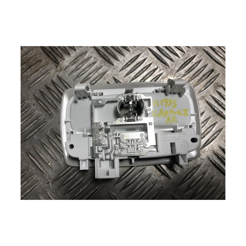 Eclairage de plafonnier RENAULT CAPTUR 2 PHASE 1 d’occasion