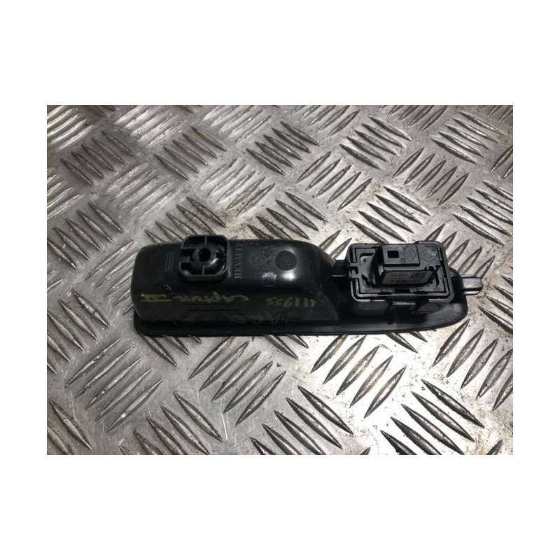 Interrupteur de leve vitre arriere droit RENAULT CAPTUR 2 PHASE 1 d’occasion
