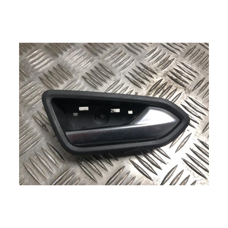 Poignee interieur avant droit RENAULT CAPTUR 2 PHASE 1 d’occasion