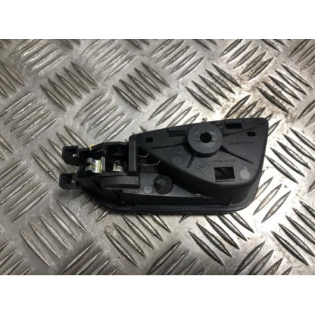 Poignee interieur avant droit RENAULT CAPTUR 2 PHASE 1 d’occasion