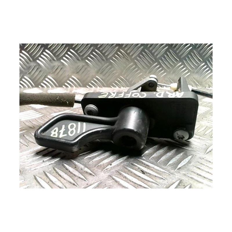 Poignee interieur porte de coffre droite CITROEN NEMO d’occasion