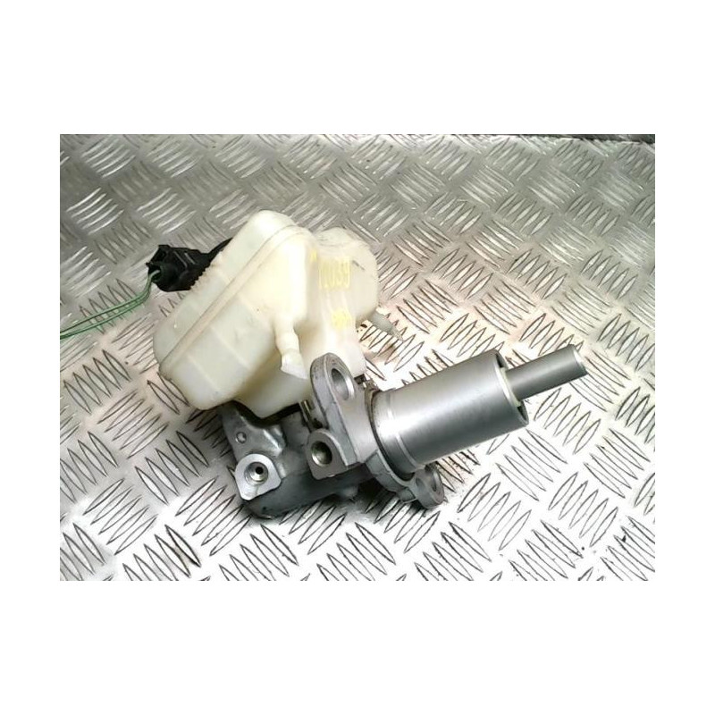 Maitre cylindre (freinage) AUDI A4 3 AVANT PHASE 1 BREAK d’occasion