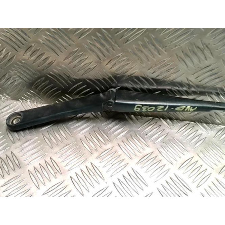 Bras essuie glace avant droit AUDI A4 3 AVANT PHASE 1 BREAK d’occasion
