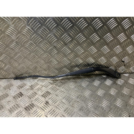Bras essuie glace avant gauche DACIA DUSTER 2 PHASE 1 d’occasion