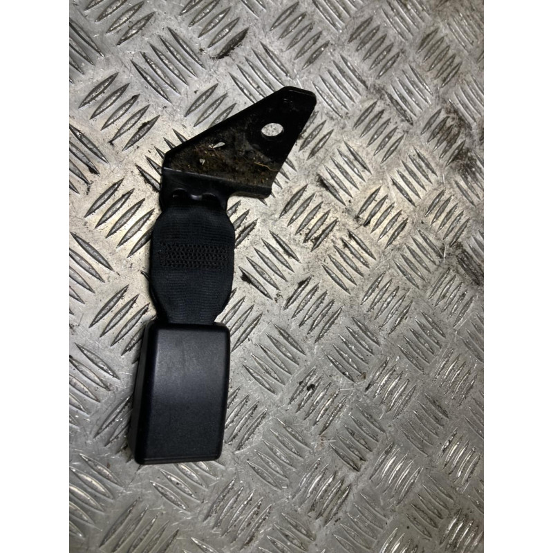 Attache ceinture arriere gauche PEUGEOT 208 1 PHASE 1 d’occasion