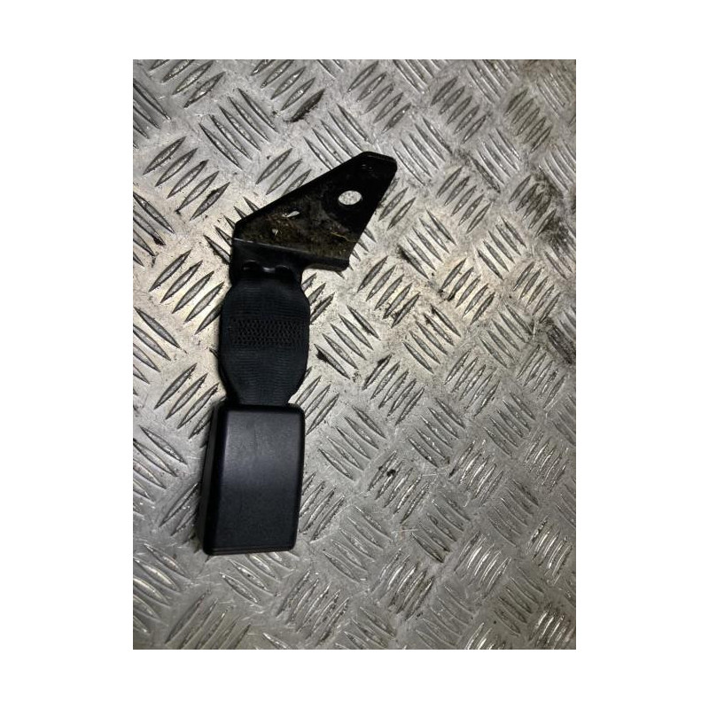 Attache ceinture arriere gauche PEUGEOT 208 1 PHASE 1 d’occasion