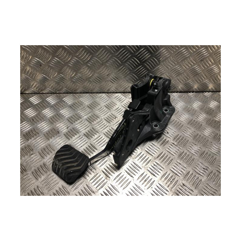 Pedale de frein RENAULT CAPTUR 2 PHASE 1 d’occasion
