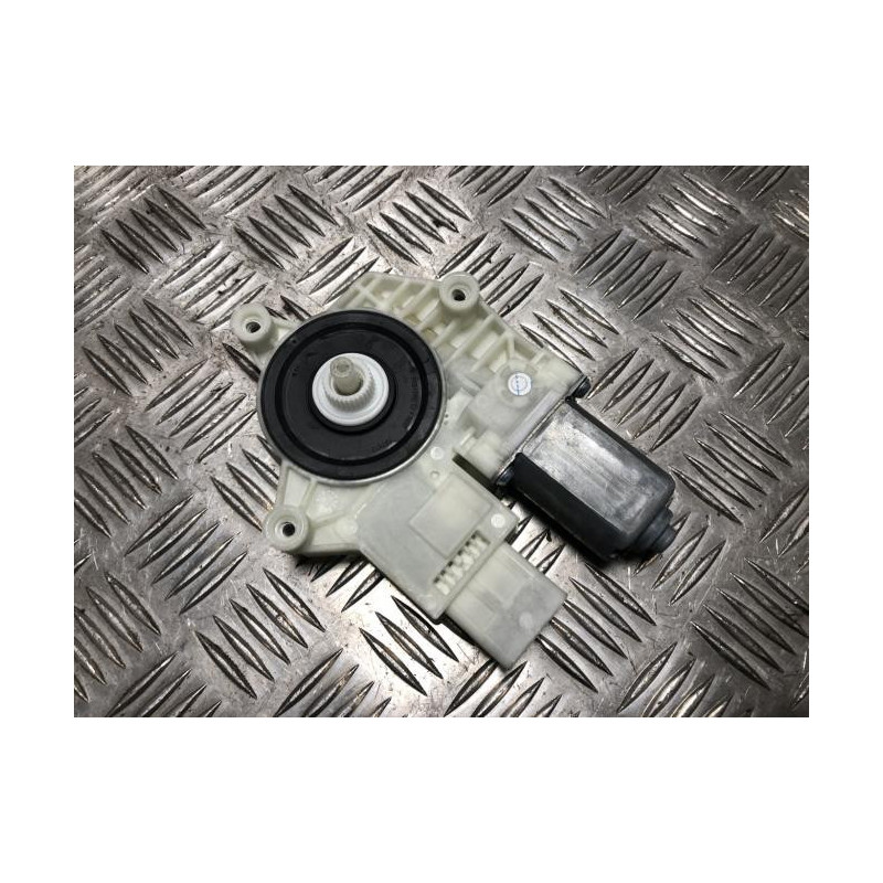 Moteur leve vitre avant gauche RENAULT CAPTUR 2 PHASE 1 d’occasion