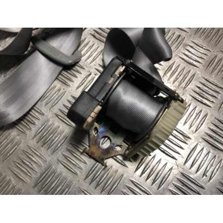 Ceinture arriere droit RENAULT CLIO 2 PHASE 2 d’occasion
